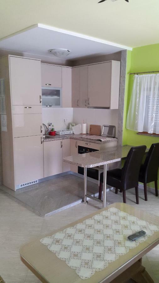 Apartmani Lamani บาร์บินเย ภายนอก รูปภาพ
