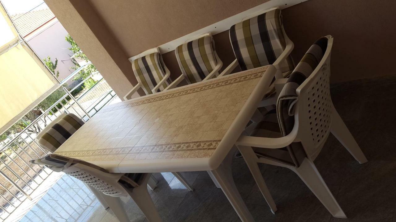 Apartmani Lamani บาร์บินเย ภายนอก รูปภาพ