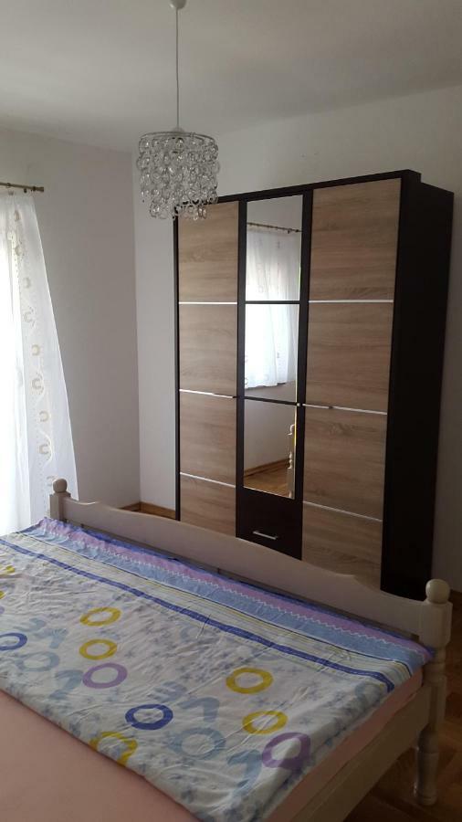 Apartmani Lamani บาร์บินเย ภายนอก รูปภาพ